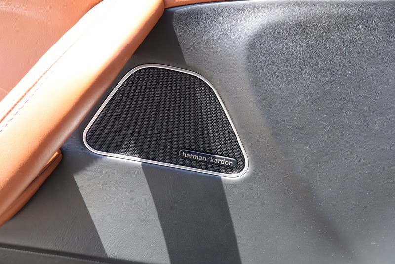 Maserati Levante Vehicle Full-screen Gallery Image 19