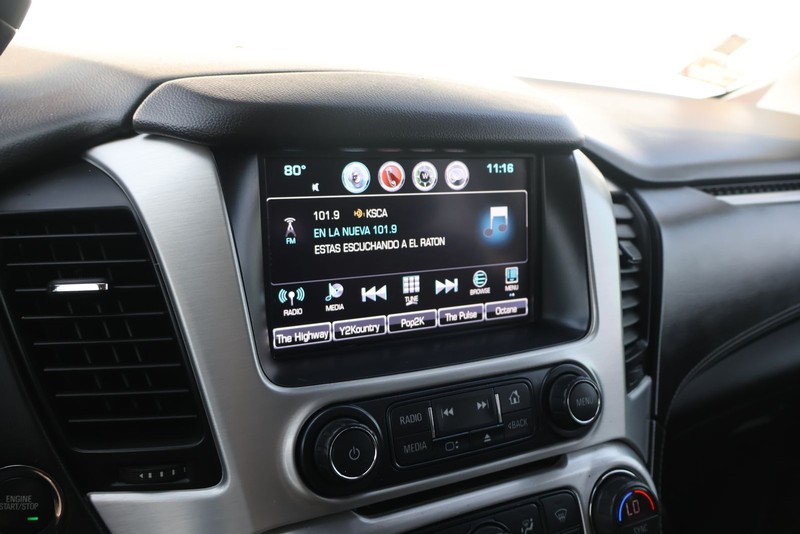 GMC Yukon XL Vehicle Full-screen Gallery Image 29