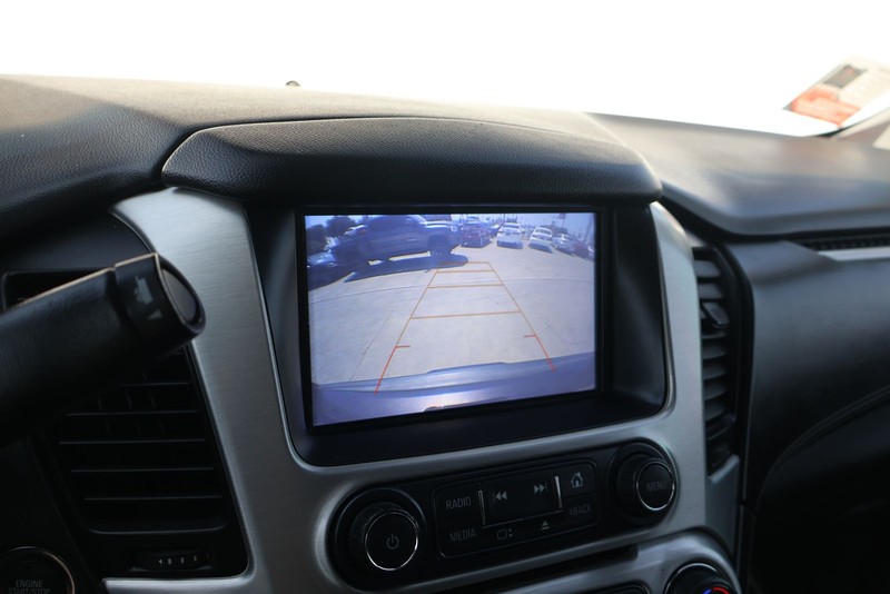 GMC Yukon XL Vehicle Full-screen Gallery Image 30