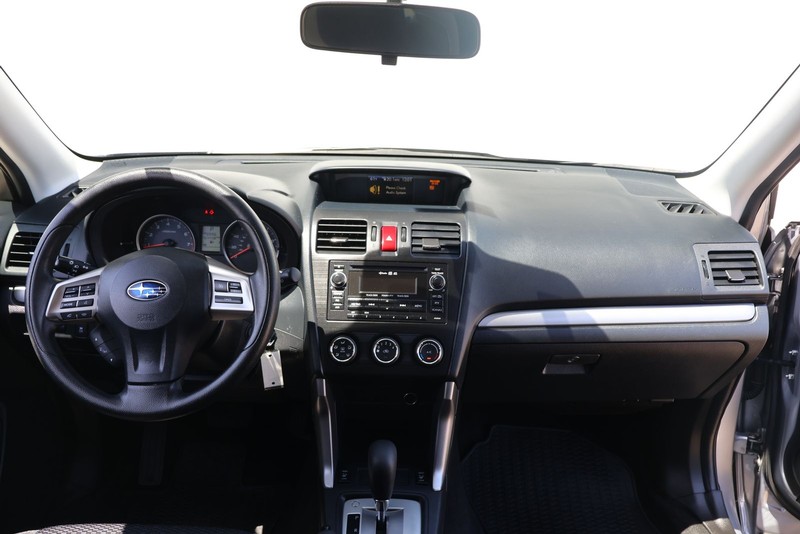 Subaru Forester Vehicle Full-screen Gallery Image 21