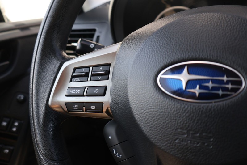 Subaru Forester Vehicle Full-screen Gallery Image 25