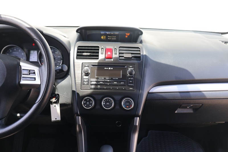 Subaru Forester Vehicle Full-screen Gallery Image 27