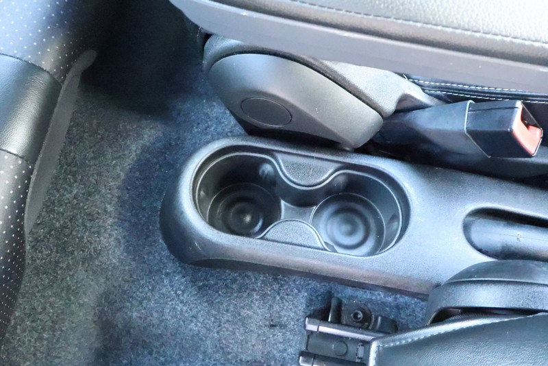 FIAT 500e Vehicle Full-screen Gallery Image 21