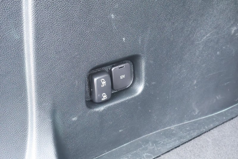Ford Edge Vehicle Full-screen Gallery Image 10