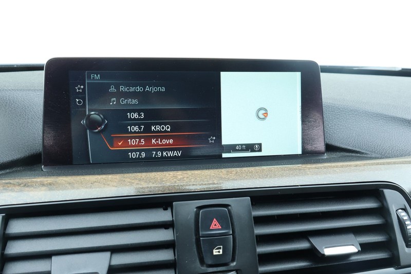 BMW 430i Gran Coupe Vehicle Full-screen Gallery Image 38