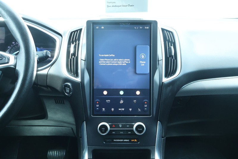 Ford Edge Vehicle Full-screen Gallery Image 34