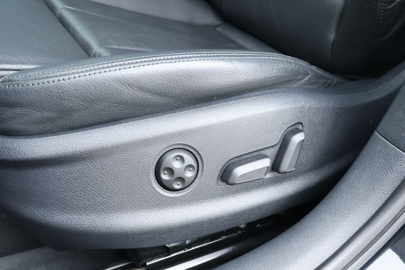 Audi A3 Sportback e-tron Vehicle Full-screen Gallery Image 20