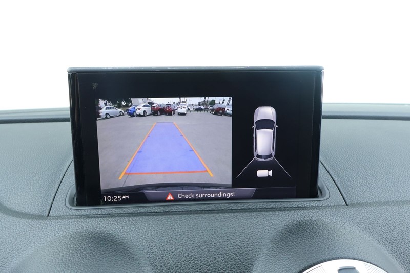 Audi A3 Sportback e-tron Vehicle Full-screen Gallery Image 32