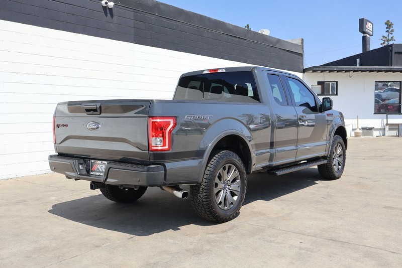 Ford F-150 Vehicle Full-screen Gallery Image 05