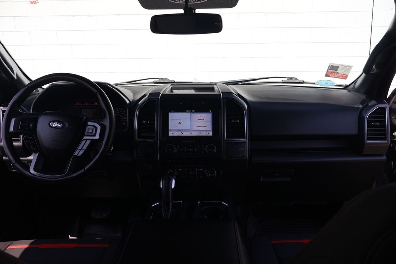 Ford F-150 Vehicle Full-screen Gallery Image 19