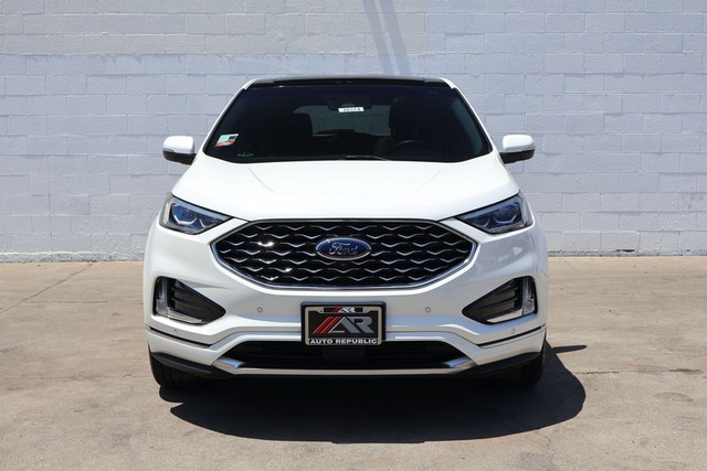 2020 Ford Edge Titanium's photo