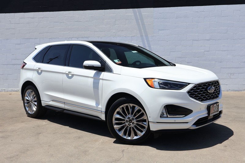 Ford Edge Vehicle Full-screen Gallery Image 01