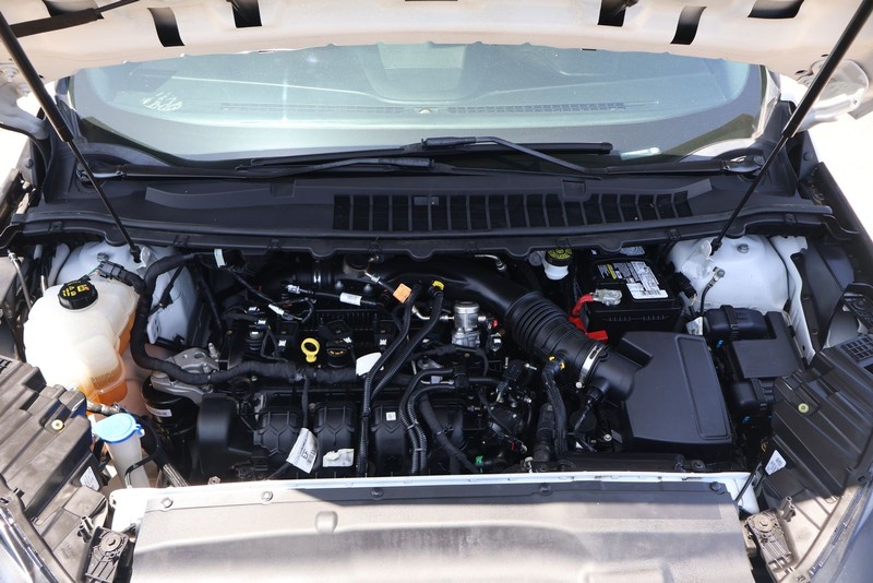 Ford Edge Vehicle Full-screen Gallery Image 12