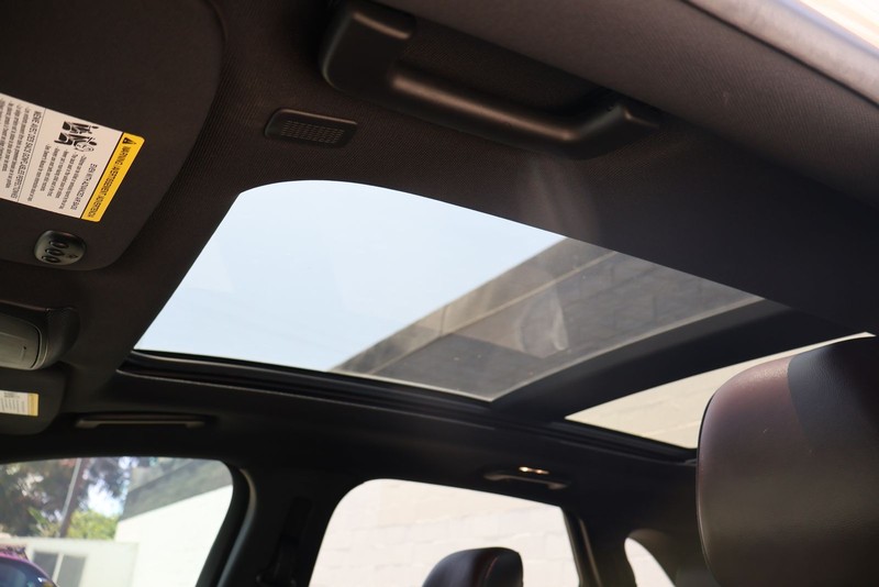 Ford Edge Vehicle Full-screen Gallery Image 31