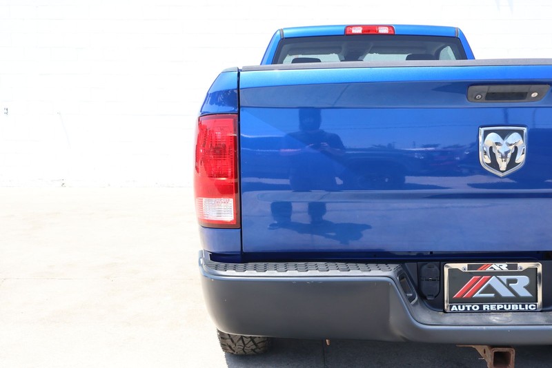 Ram 1500 Vehicle Full-screen Gallery Image 07
