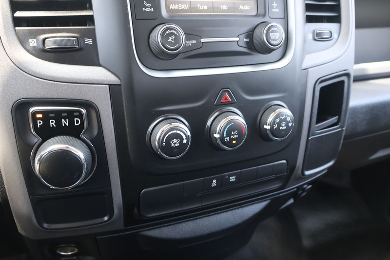Ram 1500 Vehicle Full-screen Gallery Image 25