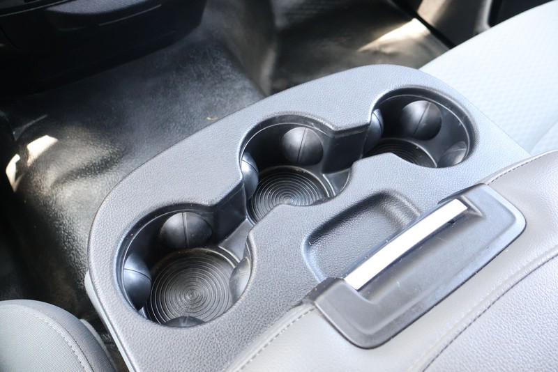 Ram 1500 Vehicle Full-screen Gallery Image 26