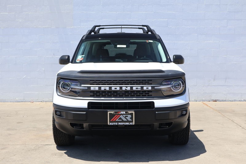 Ford Bronco Sport Vehicle Full-screen Gallery Image 02