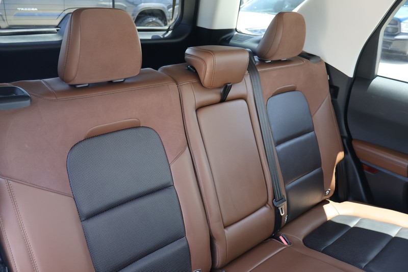 Ford Bronco Sport Vehicle Full-screen Gallery Image 20