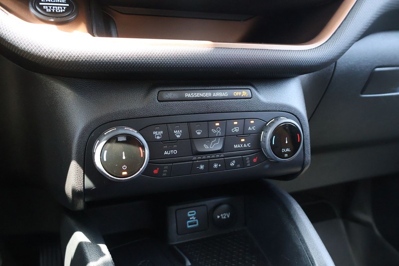 Ford Bronco Sport Vehicle Full-screen Gallery Image 29