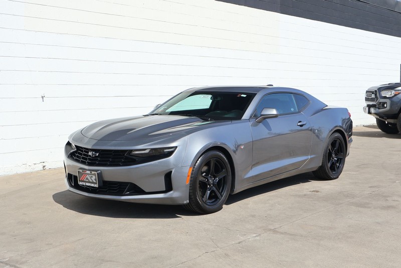 Chevrolet Camaro Vehicle Full-screen Gallery Image 10