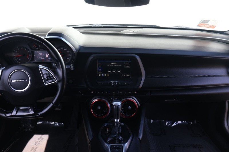 Chevrolet Camaro Vehicle Full-screen Gallery Image 20