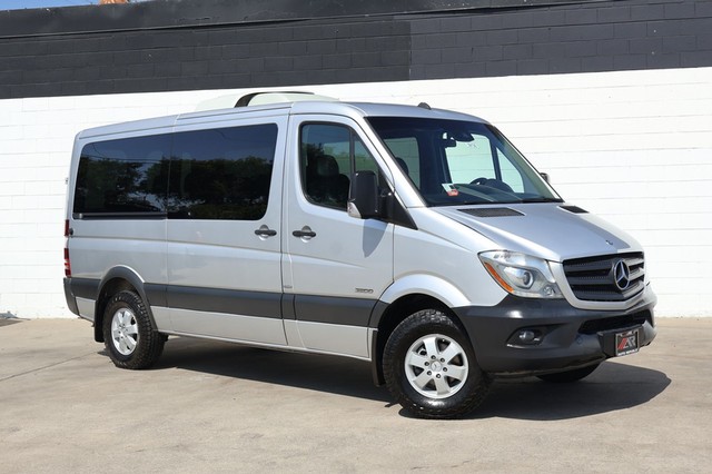2015 Mercedes-Benz Sprinter 2500 144 WB's photo