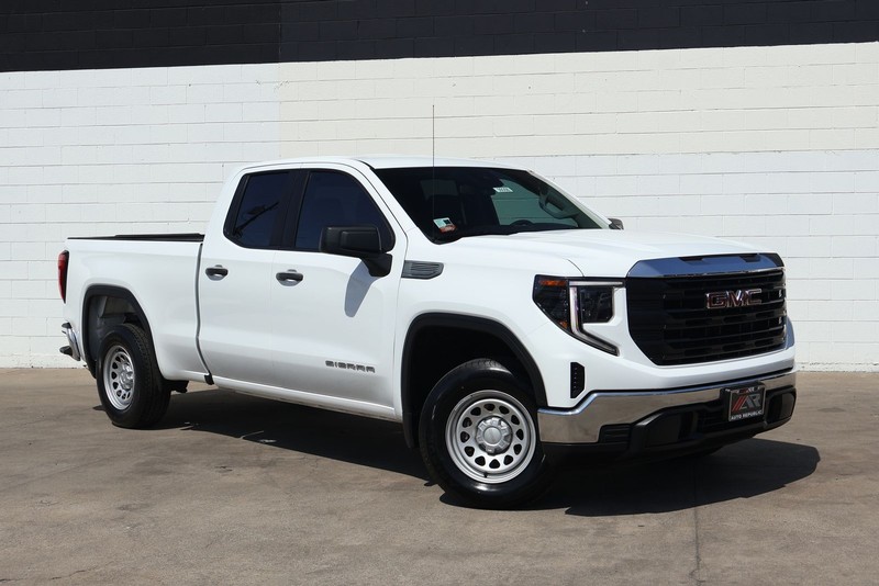 GMC Sierra 1500 Vehicle Full-screen Gallery Image 02