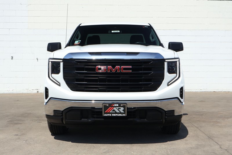 GMC Sierra 1500 Vehicle Full-screen Gallery Image 03