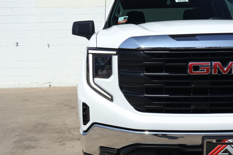 GMC Sierra 1500 Vehicle Full-screen Gallery Image 04