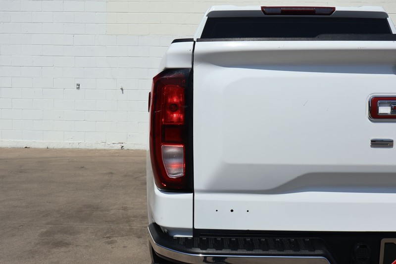 GMC Sierra 1500 Vehicle Full-screen Gallery Image 07