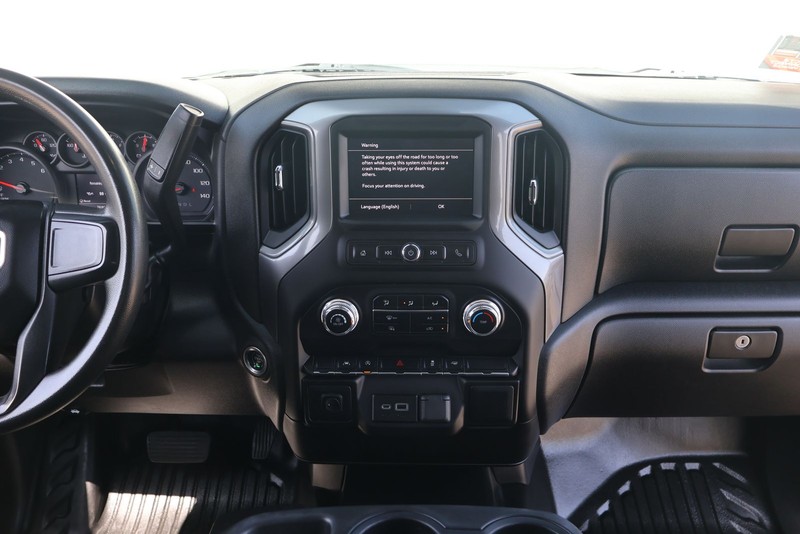 GMC Sierra 1500 Vehicle Full-screen Gallery Image 26