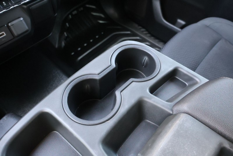 GMC Sierra 1500 Vehicle Full-screen Gallery Image 30