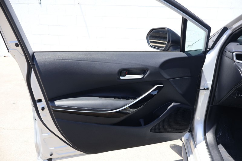 Toyota Corolla Vehicle Full-screen Gallery Image 14