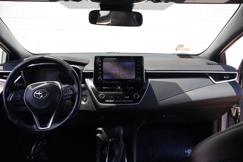 Toyota Corolla Vehicle Full-screen Gallery Image 21