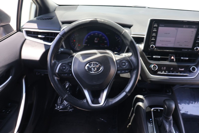 Toyota Corolla Vehicle Full-screen Gallery Image 23