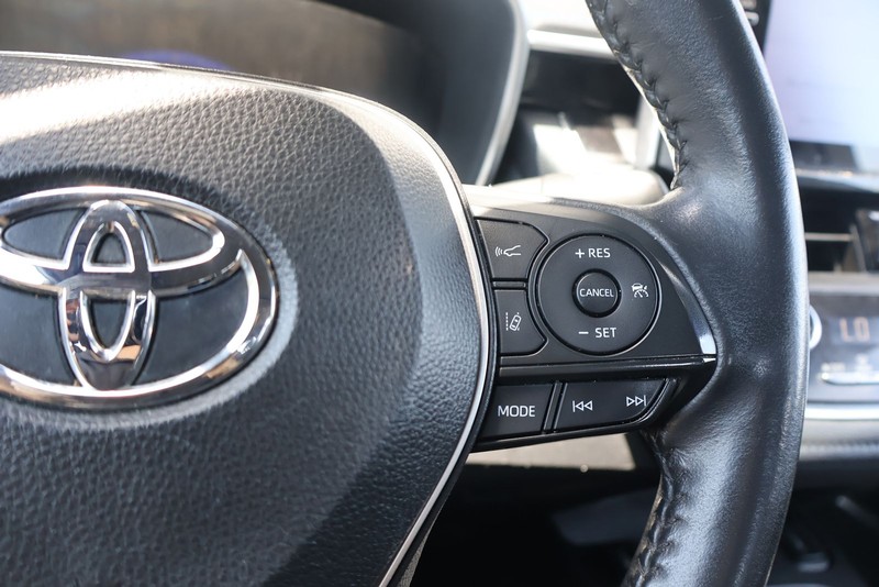 Toyota Corolla Vehicle Full-screen Gallery Image 25