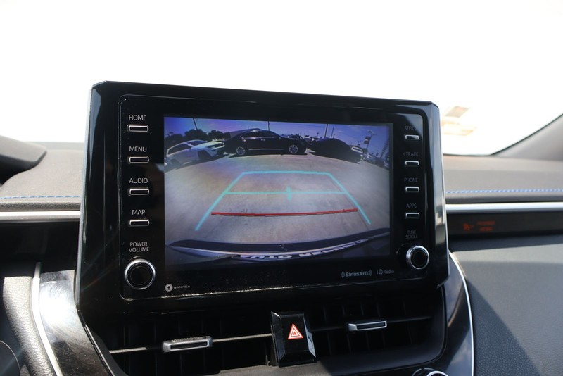 Toyota Corolla Vehicle Full-screen Gallery Image 28