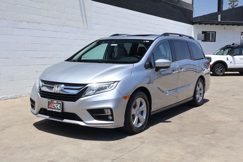 Honda Odyssey Vehicle Full-screen Gallery Image 11