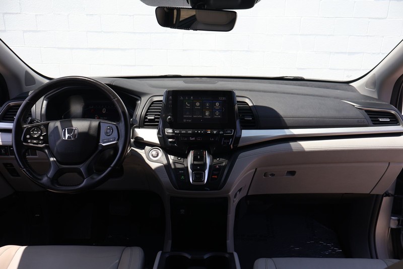 Honda Odyssey Vehicle Full-screen Gallery Image 23