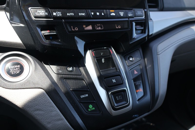 Honda Odyssey Vehicle Full-screen Gallery Image 31