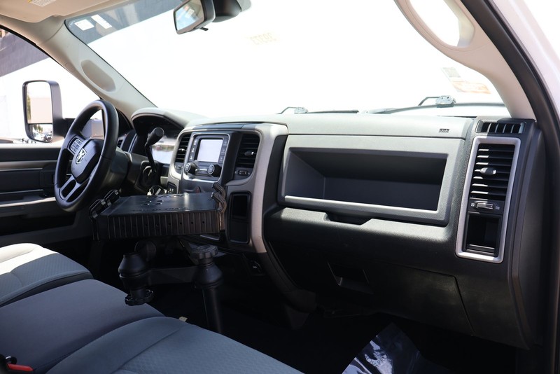 Ram 1500 Vehicle Full-screen Gallery Image 17