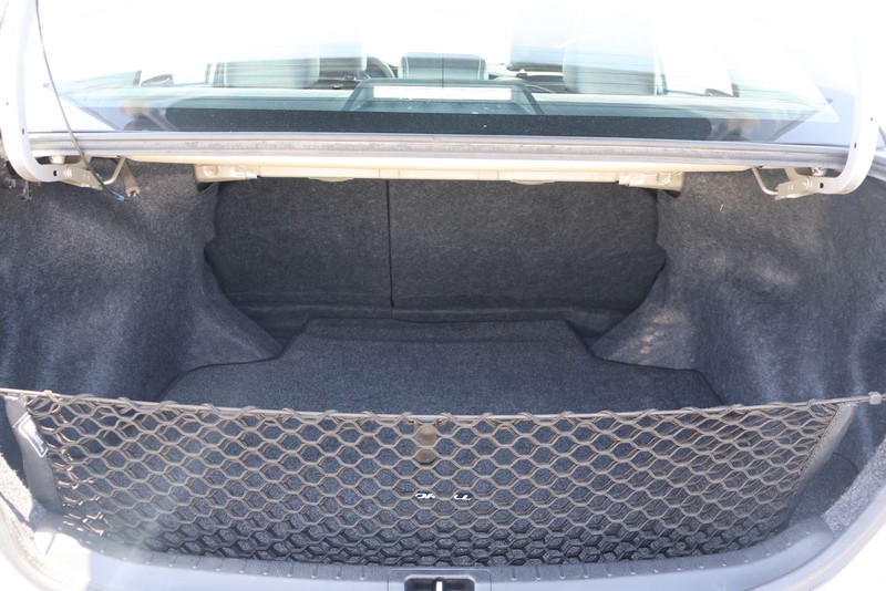 Toyota Corolla Vehicle Full-screen Gallery Image 08