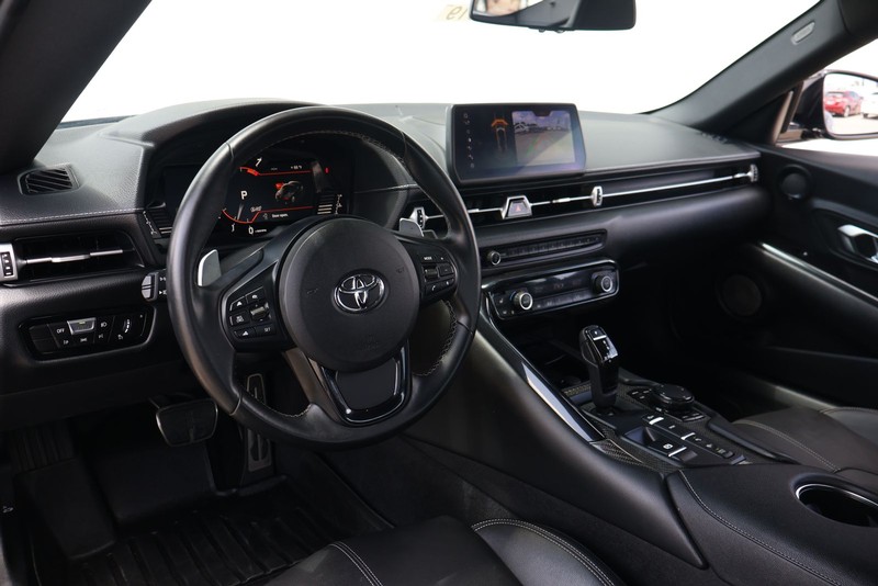 Toyota GR Supra Vehicle Full-screen Gallery Image 15