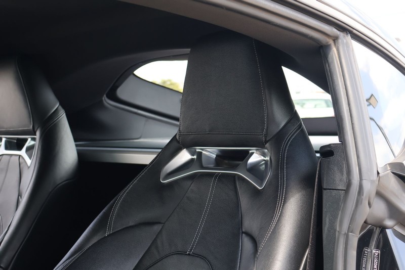 Toyota GR Supra Vehicle Full-screen Gallery Image 17