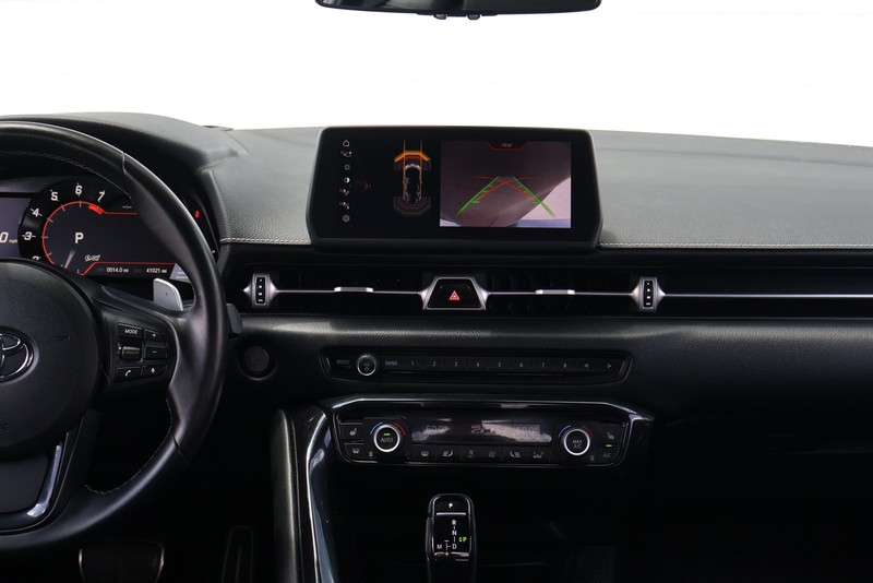Toyota GR Supra Vehicle Full-screen Gallery Image 25