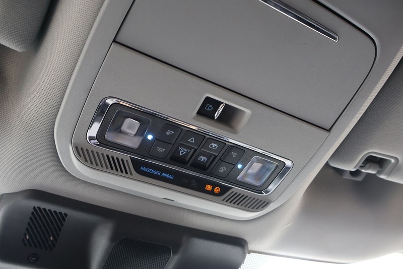 Ford Super Duty F-350 SRW Vehicle Full-screen Gallery Image 37