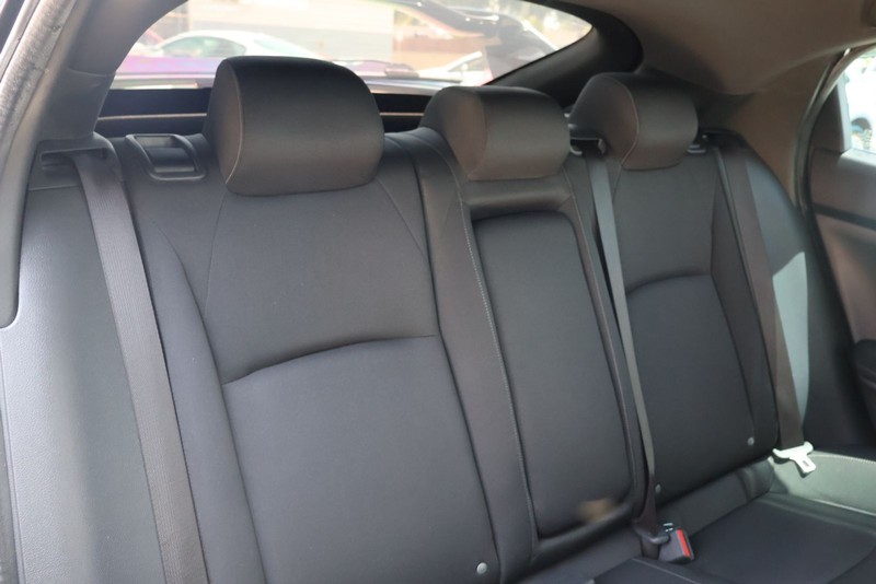 Honda Civic Hatchback Vehicle Full-screen Gallery Image 20