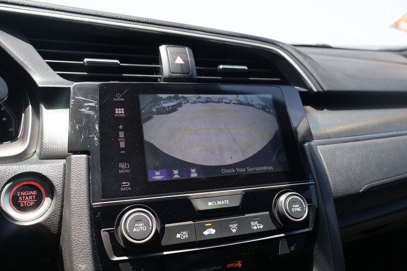 Honda Civic Hatchback Vehicle Full-screen Gallery Image 28