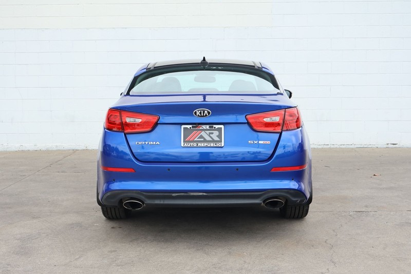 Kia Optima Vehicle Full-screen Gallery Image 06